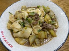 鲜牛肉炒年糕-经堂北路牛肉干面·溪口蒋永峰牛肉馆(宁波店)