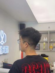 -尤司男士国潮理发馆