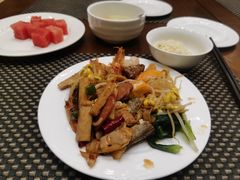 -山明水秀大饭店