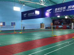 -佰德观岚记羽毛球馆