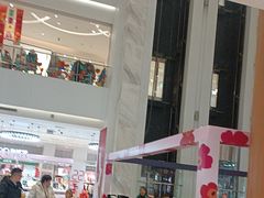 -资和信百货商场