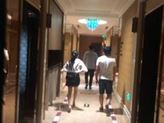 -乐界KTV(虹桥中心店)