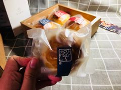 -半勺舒舒生日蛋糕店