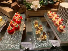 -两咖啡自助餐厅(静安香格里拉酒店)