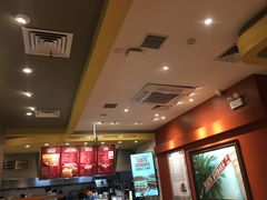 -The Habit Burger Grill 哈比特汉堡(爱琴海店)