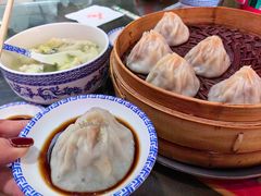 -笑来喜馄饨小笼工坊(通扬路店)