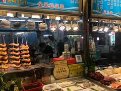 -六合夜市