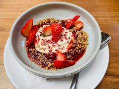 草莓慕斯-农畉LONFOOD(福田星河COCOPark店)