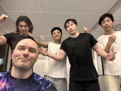 -EFL巴西柔术·综合格斗·泰拳·少儿体能训练(虹桥德必馆)