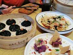 -小六汤包砂煲菜(文景路店)