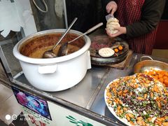 -清真马乐贝腊牛肉蛋黄菜夹馍(马蓉洒金桥店)