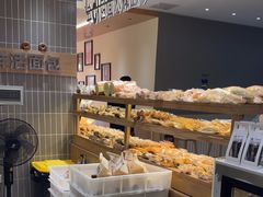 -小飞象面包公社(珠江路金鹰店)