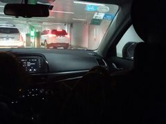 -大连恒隆广场-地下停车场