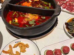 -贵府酸汤牛肉火锅·贵州老字号(飞山街店)