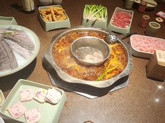 -巴倒烫陆派火锅山庄(南山总店)