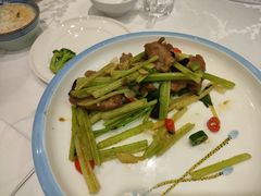-伊和园清真餐饮