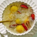 金桔银耳糖水 功效:预防色素沉淀,美容养颜