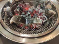 -围炉肉舍•炭烤活鳗•丹东海鲜烤肉(步行街店)