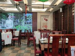 大堂-老季市·三代非遗传承·地标美食老汁鸡(工农路店)