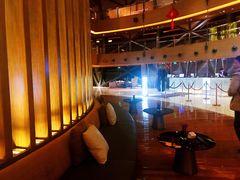 -上海滴水湖皇冠假日酒店