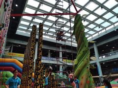 -蒙特利亲子乐园