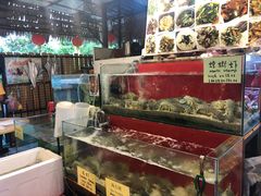 -大树下海鲜饭店