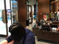 -星巴克臻选(北京颐堤港中心第二店)