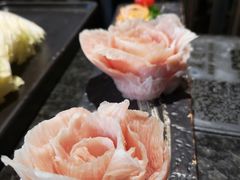 玫瑰松坂猪肉-湊湊火锅·茶憩(新中关购物中心店)