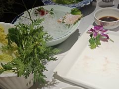 -泓炙颐凤鲜海鲜火锅料理(桐乡店)