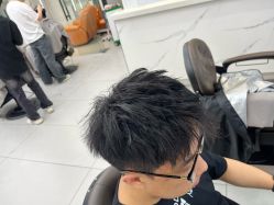 -尤司男士国潮理发馆