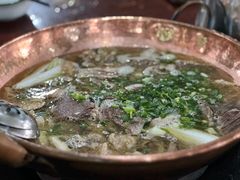 -朝伟清真铜瓢牛肉馆(三十年老·店)