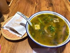 -陇上秦轩西安biangbiang面(EFC欧美金融商业城店)