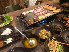 -香猪坊韩国烤肉专属门店(魏公村店)