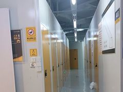 -安东易迷你仓自助寄存仓库(淞虹路店)
