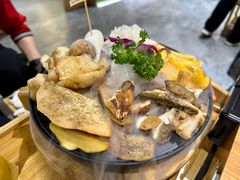 -一朵菌·野生菌探索家火锅(南亚店)