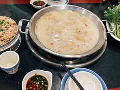 -老来福·非遗酸汤兔(凯旋路店)