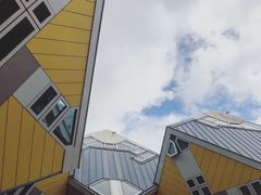 -立体方块屋