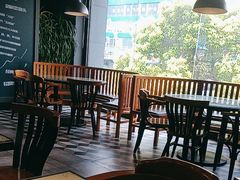 -豪享来中西餐厅(延安东路店)