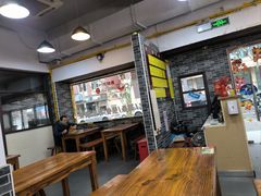 -禾诗夜市大饼油条(松江店)