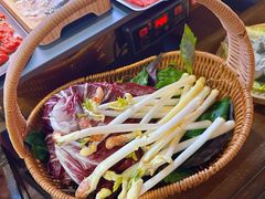 -由衷贵州酸汤牛肉火锅(新桥店)