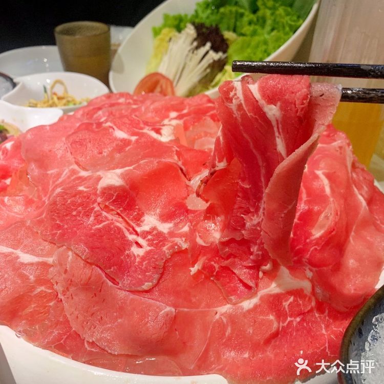 斑鱼鱼片 作为招牌菜，每天都是新鲜现杀，晶莹剔透！