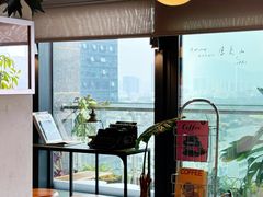 -luutosa  cafe & tea 鹿兔山