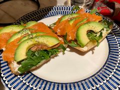 三文鱼牛油果-IL TEATRO 精品意大利餐厅