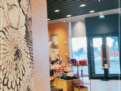 -星巴克(大庆让胡路万达广场店)