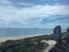 -三亚湾海居铂尔曼度假酒店