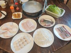 -正能量脆肉鲩火锅
