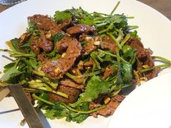 -臻鲜燕海鲜融合餐厅(金陵style店)