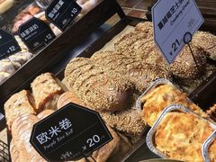 -红跑车蛋糕世界(清江路店)