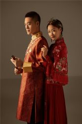 点击看大图 -挪娅婚纱摄影皇家会所