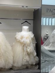 -南京宝娜嫁衣婚纱礼服馆(中央路店)